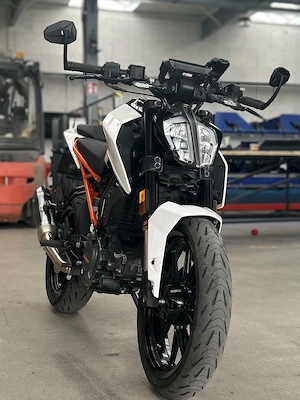 KTM Duke 125 Bj. 2020 Bild 4