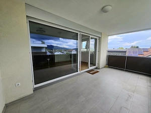 Stilvolle 2-Zimmer-Wohnung mit Sonnenbalkon & Bergblick in begehrter Lage von Lustenau Bild 7