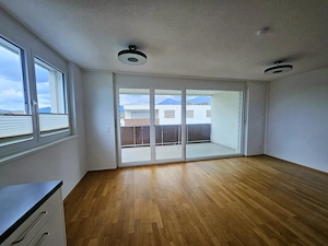 Stilvolle 2-Zimmer-Wohnung mit Sonnenbalkon & Bergblick in begehrter Lage von Lustenau Bild 6