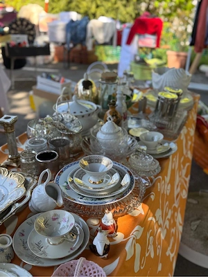   Hausflohmarkt   Bild 2