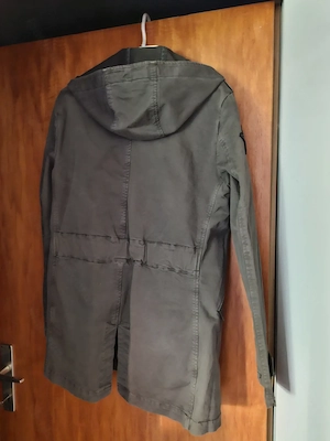 Parker gr.M mit Reißverschluss und Knöpfe  Bild 2