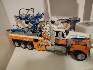 LEGO 42128 Technic Schwerlast-Abschleppwagen