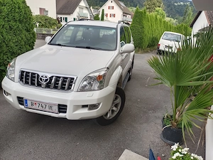 Toyota Land Cruiser Top gepflegt!