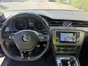 VW Passat Bild 8