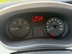 Opel Vivaro Kastenwagen Bild 5