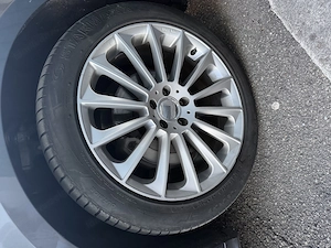 Sommerreifen 245 45 R19 Bild 2