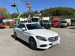 Mercedes Benz C180 d  Bild 7