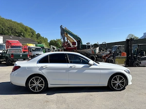 Mercedes Benz C180 d  Bild 3