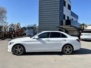 Mercedes Benz C180 d  Bild 6