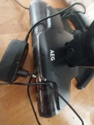 AEG Staubsauger Ersatzteil fast Neu Bild 2