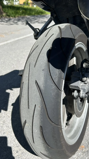 Hyosung GT650R (mit Zubehör und Verbrauchsmaterial) Bild 8