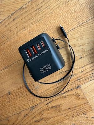 NEU! Universal-Reiseadapter, Reisestecker mit Ladeanschluss für USB-A und USB-C Steckdosenadapter Bild 4