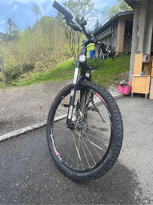 Cube Kinder Mountainbike Bild 3