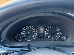 Mercedes C320 4 Matic Vollausstattung  Bild 3