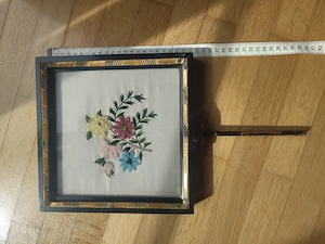 Alter Rahmen beidseitig Stickbild Bild 2