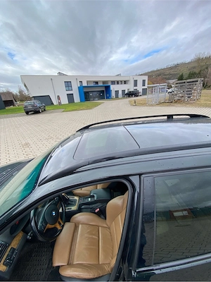 BMW e46 330d Touring Bild 3