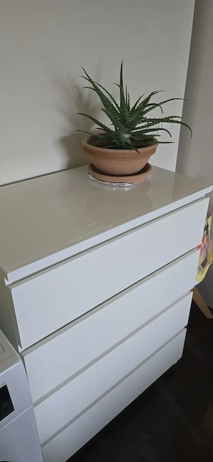 Malm kommode mit glasplatte Bild 2