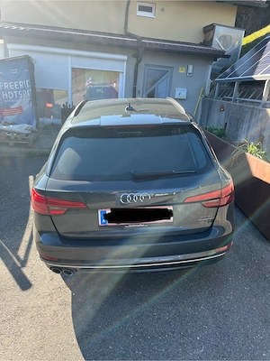 Audi a4 Quattro 2.L Bild 3