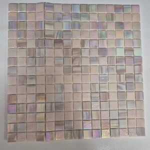 schillernde Mosaik Fliese