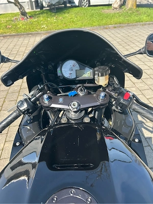 Suzuki Gsxr 600 Bild 3