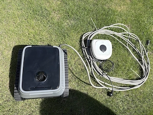 Poolroboter zu verkaufen Bild 2