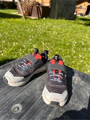 Sneaker Gr. 31 ON Clouds Bild 2