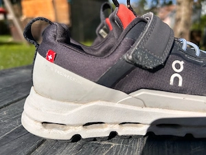 Sneaker Gr. 31 ON Clouds Bild 3