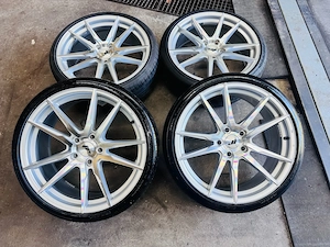 Japan Racing JR21 20 Zoll mit Reifen und RDKS für BMW 5x120 Bild 2