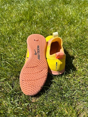 Fussbalschuhe Gr. 33 Nike Air Bild 4