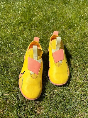 Fussbalschuhe Gr. 33 Nike Air Bild 3