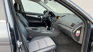 Mercedes C 220 CDI Avantgarde Blue Efficiency (Diesel) 170 PS. 2010 Modeljahr   Schaltgetriebe Bild 5