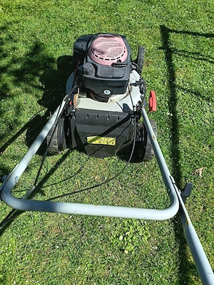 Benzin Rasenmäher Bild 4