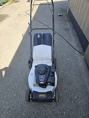 Alpina Benzin Rasenmäher Bild 2