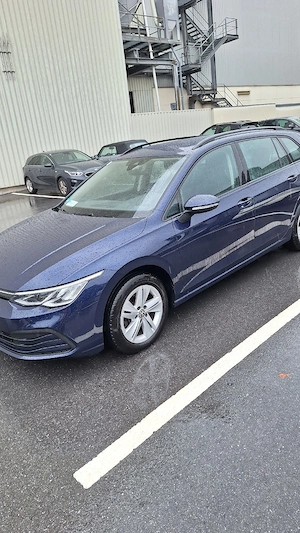 VW Golf 8 2.0 TDI 116PS - 21.12 2 km - Unfallfrei - 8x Alu + Service Neu Bild 2