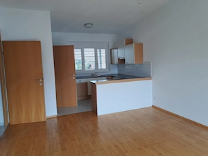 2 Zimmerwohnung zu vermieten Bild 3