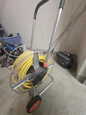 Gartenschlauch mit Trommel Bild 4