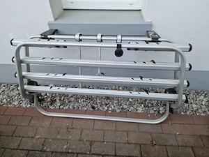 Original VW T5 Fahrradträger für die Heckklappe - Heckträger Bild 2