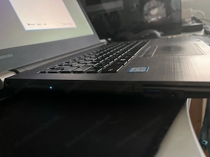 Toshiba laptop Bild 2