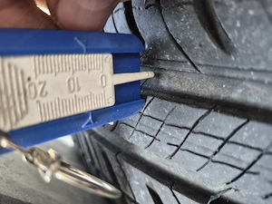 Sommerreifen auf Stahlfelgen Bild 3