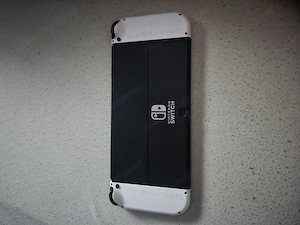NINTENDO Switch Weiß (OLED Modell) Bild 2