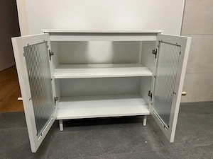 Waschbeckenunterschrank Bild 2