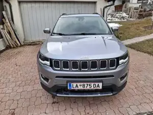 Jeep Compass Bild 2