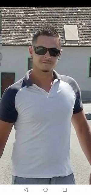 Nur fur Ladys!  Hallo  