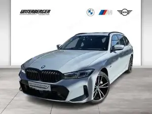 BMW 330e xDrive M-Sportpaket // Panorama Glasdach // Harman Kardon