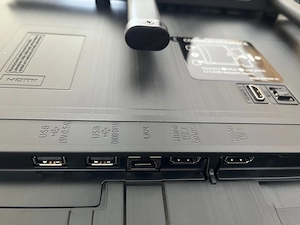 43 Zoll Samsung Smart TV mit Halterung Bild 7