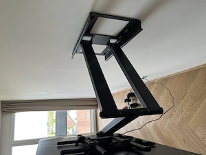 43 Zoll Samsung Smart TV mit Halterung Bild 4