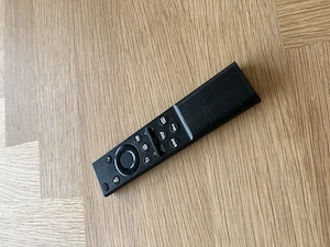 43 Zoll Samsung Smart TV mit Halterung Bild 9