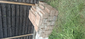 PV-Ballast oder Terrassen-Betonsteine