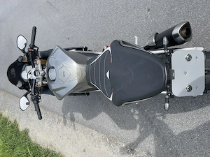 Aprilia Tuono V4 1100  Bild 4