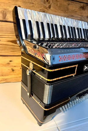 Beltuna Alpstar IV 120 Bass Bild 8